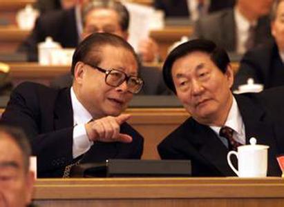 朱镕基反腐惹不满 江泽民出面力挺他