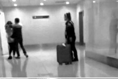 中国女子在菲律宾机场遭工作人员掌掴
