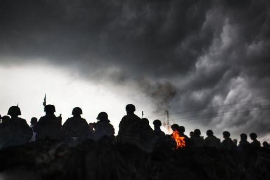 乌克兰敖德萨冲突现场：亲俄分子纵火丧命