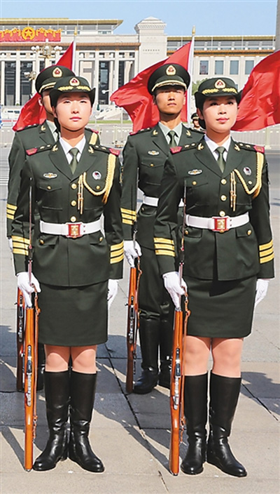 三军仪仗队有女兵啦!