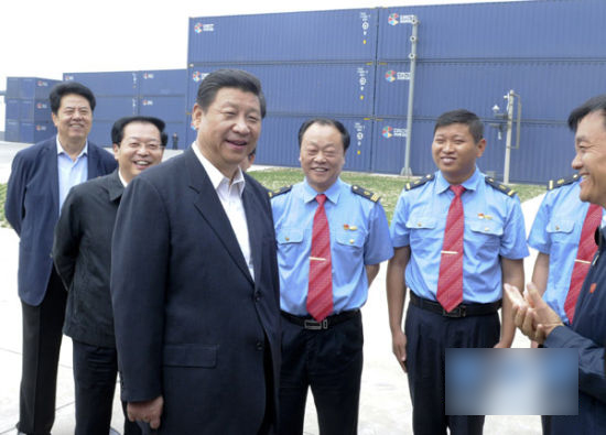 习近平:党员干部要老老实实干事清清白白为官