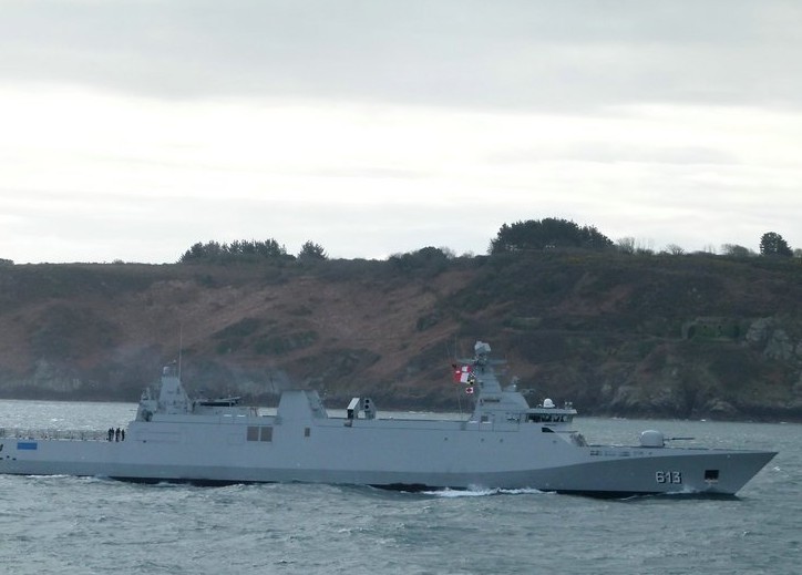 美媒：中国接连服役2艘056舰 已向两国出口