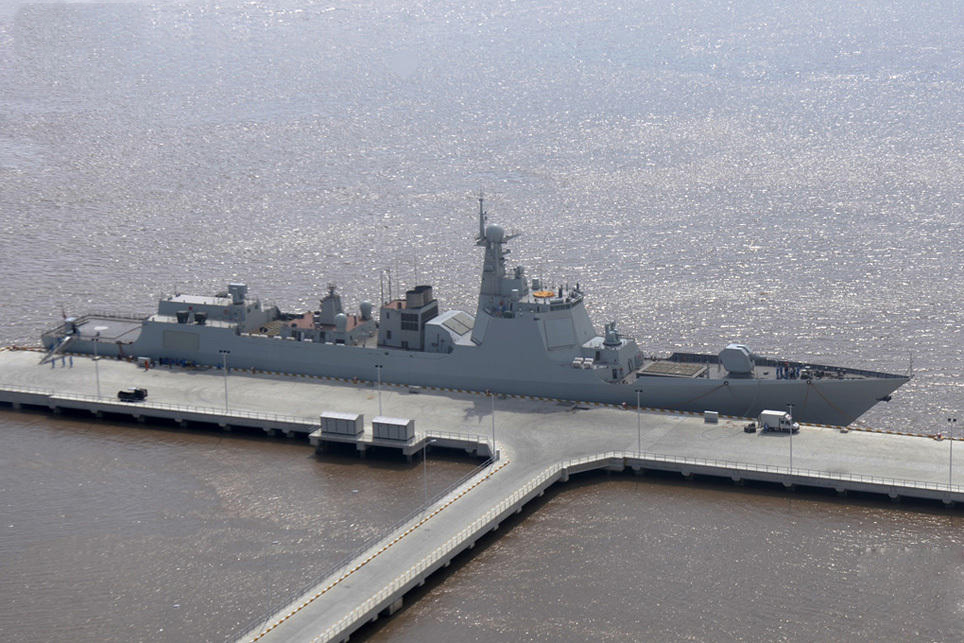 052D舰新垂发比肩DDG-1000 海陆空潜导弹通吃