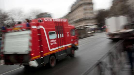 法国17岁消防粉丝偷走消防车 逃出130公里后被抓