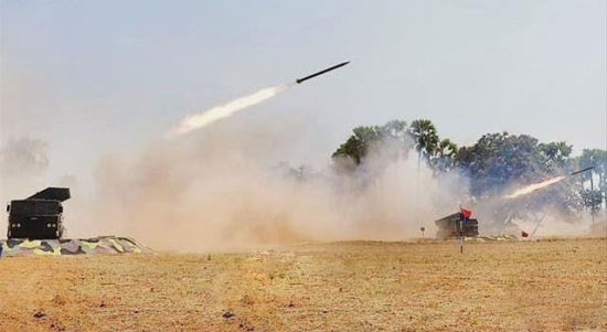 俄称缅甸大量装备中国造远射程多管火箭炮