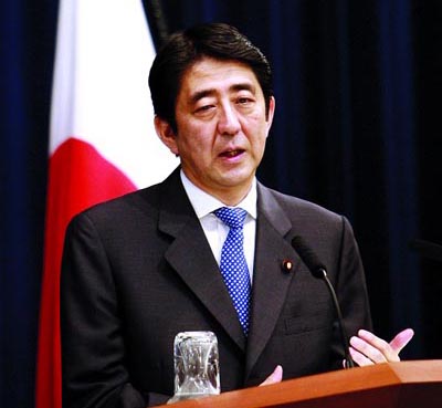 安倍挑唆东盟包围中国难如意 欲拉进对华包围网
