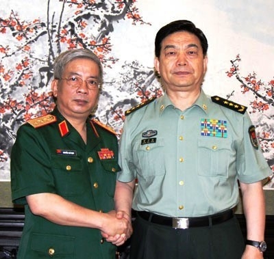 国防部长常万全在北京会见来华出席中越第七次国防部防务安全磋商的越南国防部副部长阮志咏。越南方面至今还称中越是好兄弟，不知还有多少人相信。