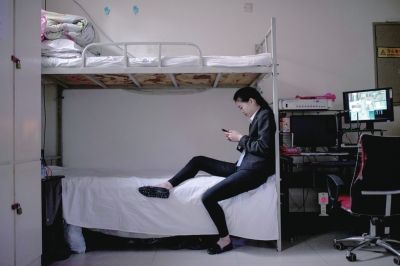 北京90后女入殓师：放弃出国读书 月薪3000元