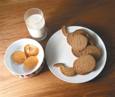 江中猴姑饼干与普通饼干没区别 价格高出10倍