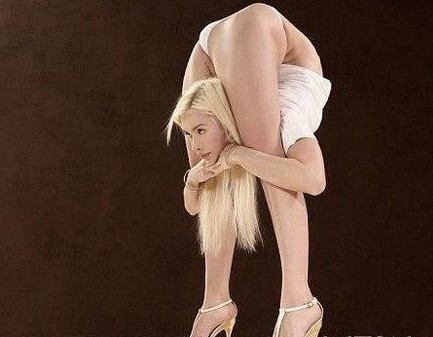 世界身体最柔软的女孩到底有多柔?多软?
