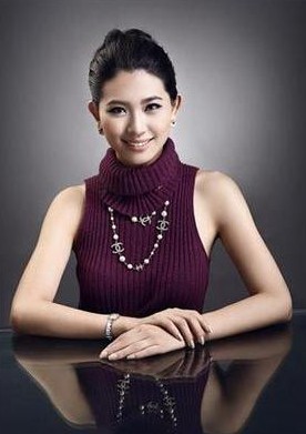 那些年轻貌美的女总裁