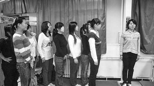 女生入伍体检绝密过程