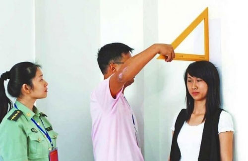 女生入伍体检绝密过程