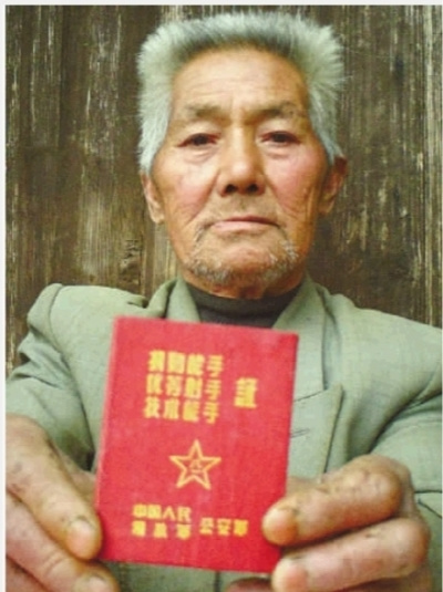 毛主席警卫员沉寂54年后 道出一个惊人秘密