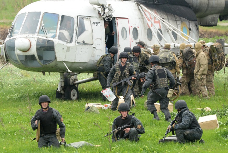 乌克兰军队大规模进攻亲俄分离主义武装