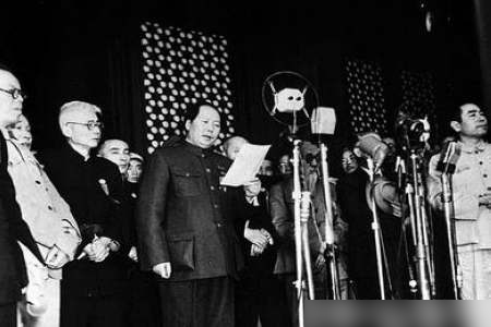国人万万没想到：美国禁书中这样描述毛主席