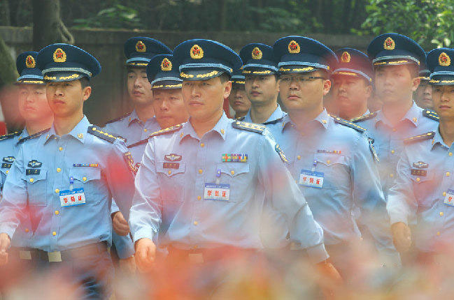成空上千名军官集训 重尝“兵之初”