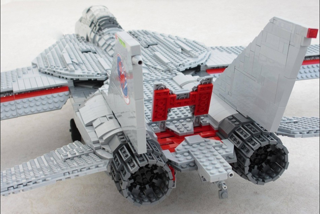 网友有高手：乐高积木拼出大量世界名机名导弹