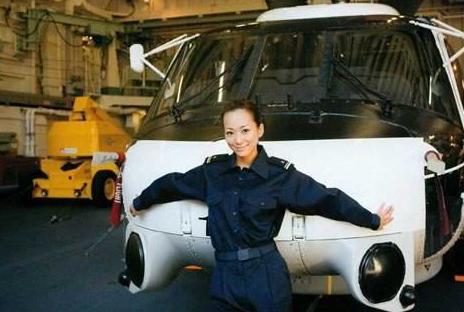 日本自卫队神秘女兵真容