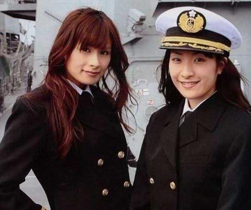 日本自卫队神秘女兵真容