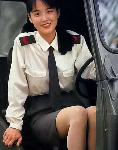 日本自卫队神秘女兵真容