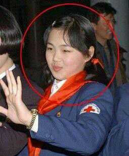 金正恩狠心地干掉姑父只为女人