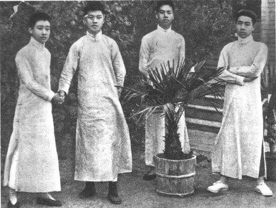 青年时期周恩来的罕见照
