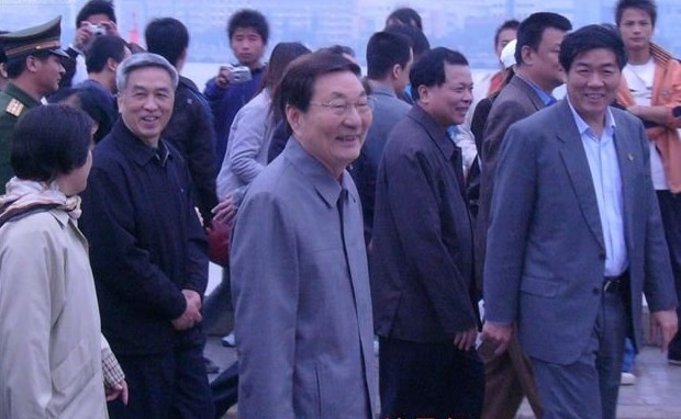2006年3月，朱镕基在福州。