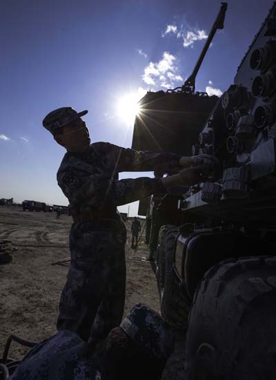 济南军区S-300PMU2导弹发射瞬间相当霸气