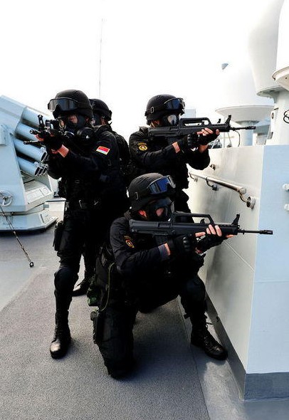 中国海军陆战队护航特战队员单兵装备