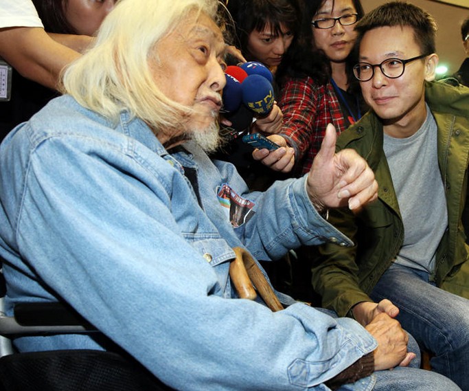 揭底台湾学运领袖