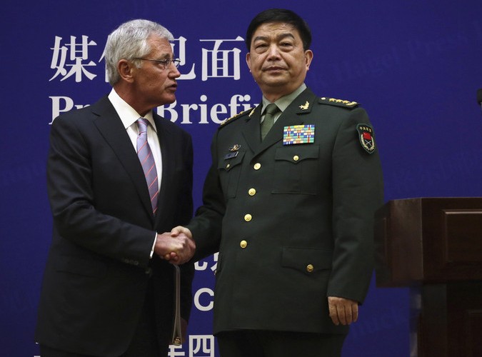 2014年4月8日，中美两国防长举行新闻发布会。
