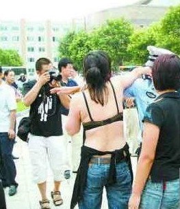 女人的胆子比天大
