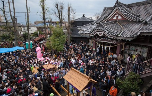 日本生育节：对生殖器膜顶崇拜