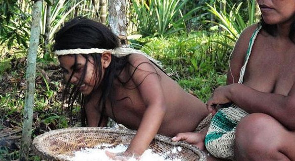 深入亚马逊原始部落