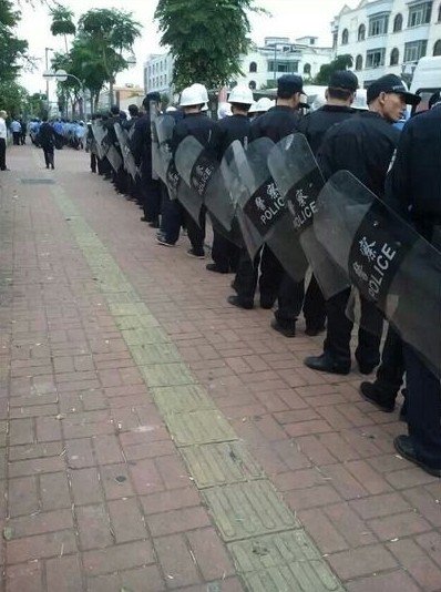 广东一鞋厂员工为社保维权 当地政府介入