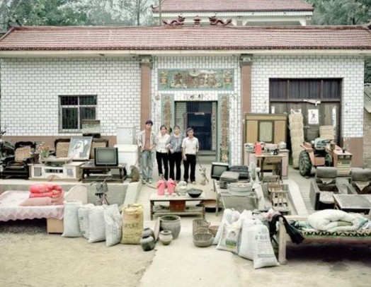 底层中国百姓晒全部家当