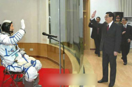 胡锦涛家世：解放初很清贫