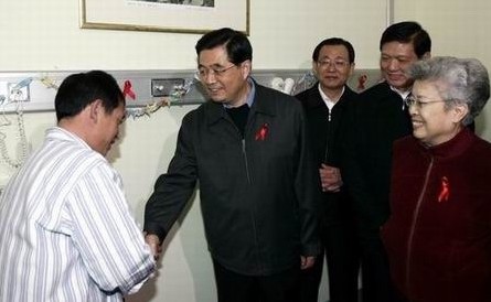 胡锦涛家世：解放初很清贫
