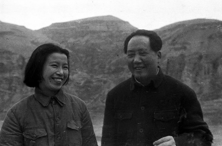 美国记者镜头中的延安笑脸 毛泽东与亲密战友们