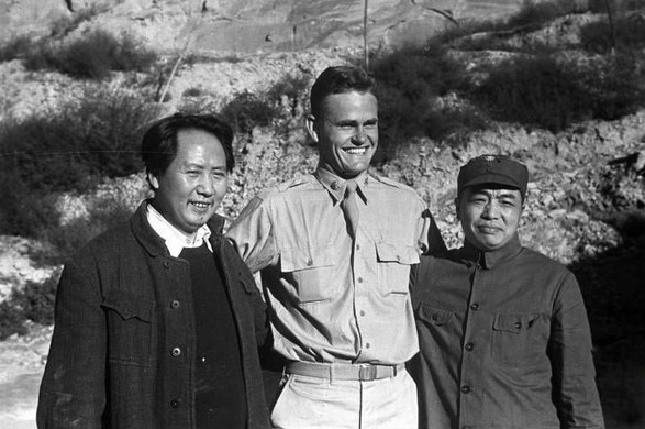 美国记者镜头中的延安笑脸 毛泽东与亲密战友们