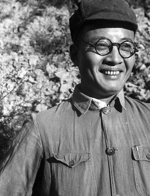 美国记者镜头中的延安笑脸 毛泽东与亲密战友们