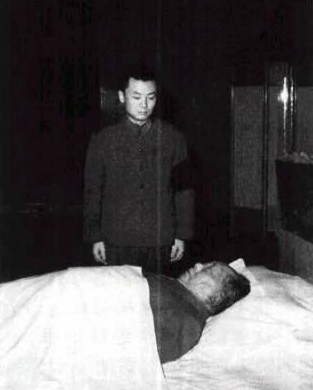 毛泽东侄子毛远新出狱后的生活