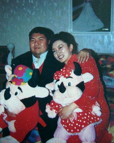 毛新宇27岁婚宴