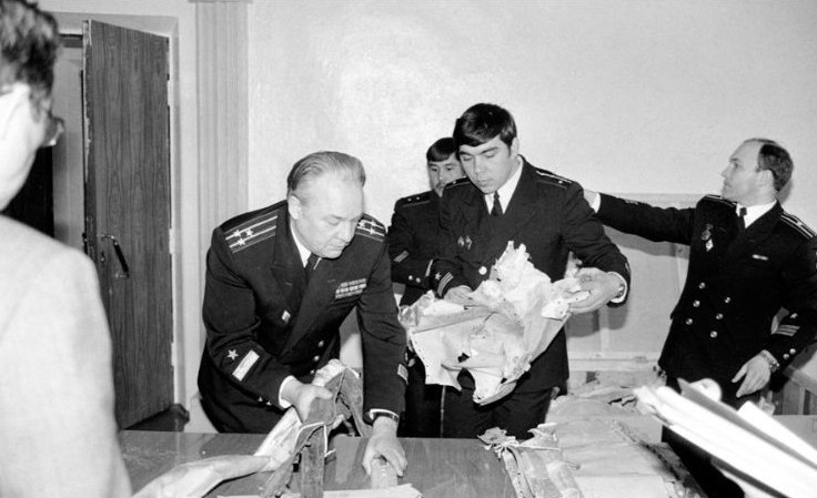 83年客机神秘失联 苏联用导弹击落后假装配合多国寻找