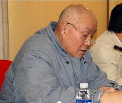 刘伯承元帅:长子刘太行，曾任空军某研究所副所长.后任装甲兵部队作战部副部长。