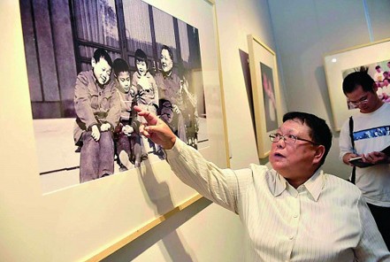 1961年她进入中央美术学院附中学习，开始学习素描、水彩和速写，接触了西方美术的技法和观念。接着进入中央美院中国画系花鸟科，师从在各自不同风格流派中有代表性的李苦禅、郭味蕖和田世光先生，比较系统地学习了中国画的古典传统。
