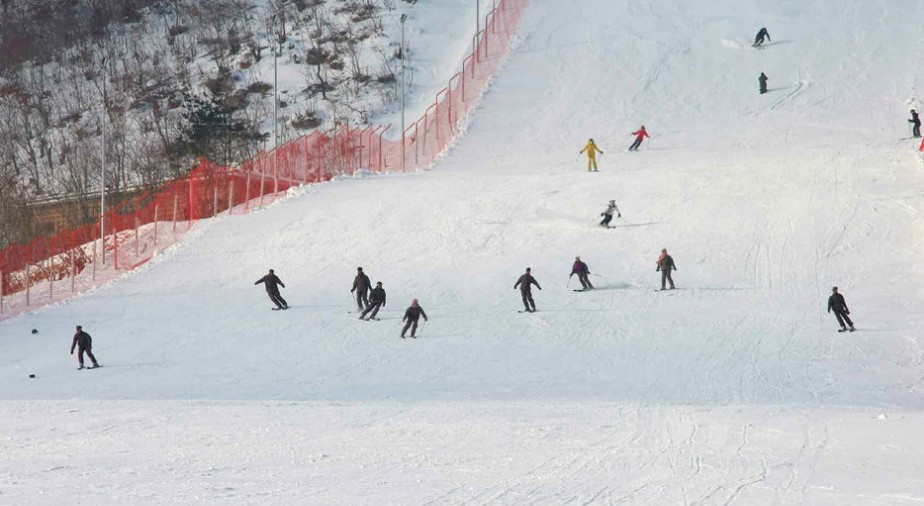 金正恩视察滑雪场