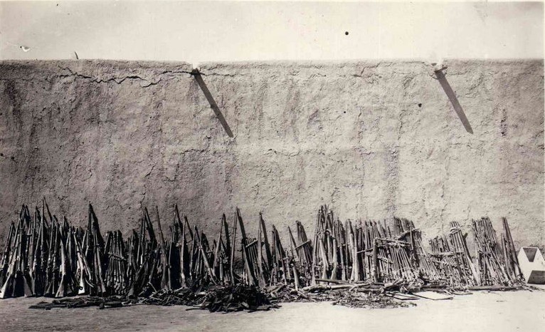 马家军残忍屠杀西路军旧照：伤兵不留活口 军长被分尸