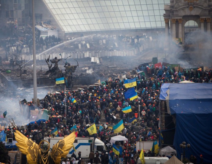 乌克兰暴力冲突再继续 独立广场上尸体横陈